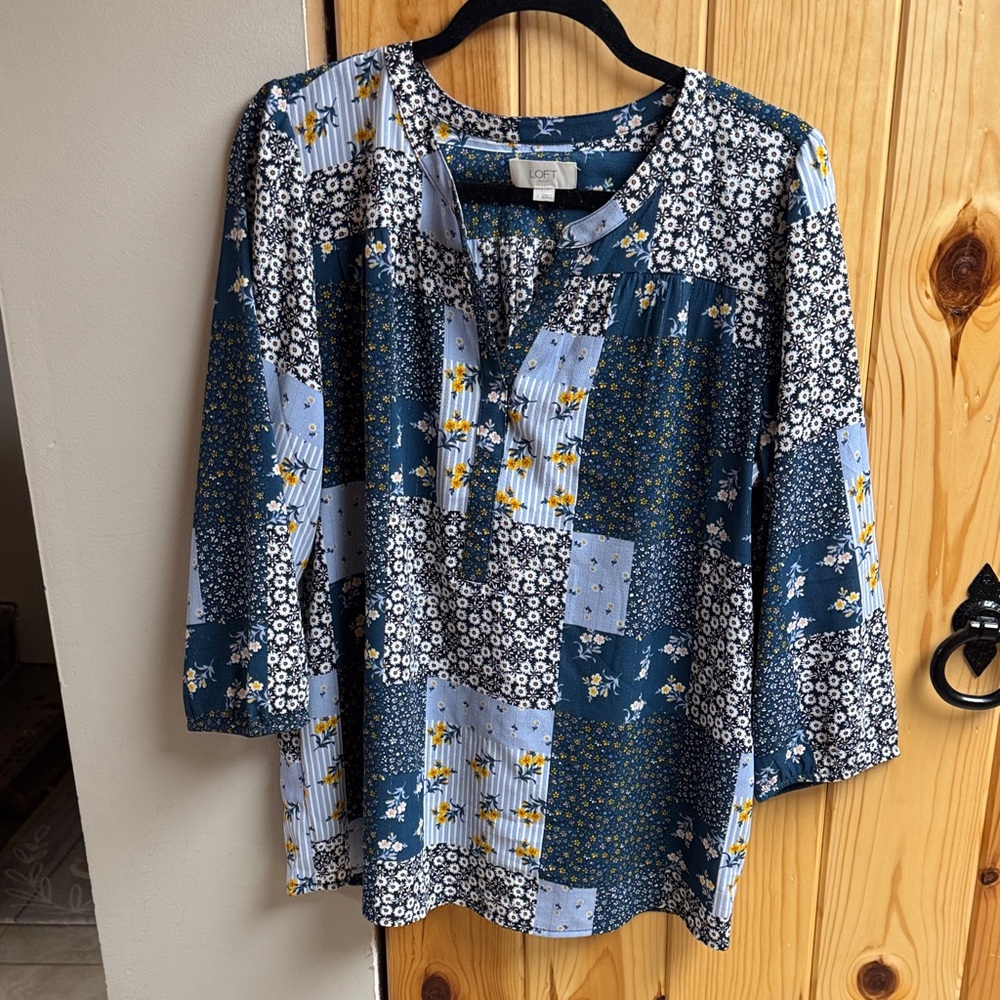 LOFT Blue and White Floral Patchwork Blouse - Picture 4 of 4